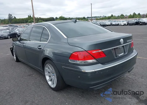 2006 BMW 750Li из США, поврежденный, VIN WBAHN83516DT62931